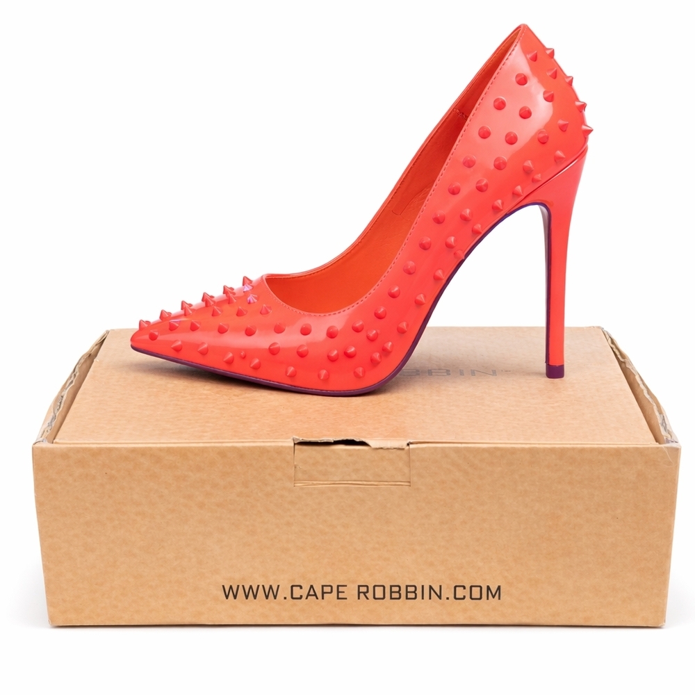 Cape Robbin Hot Pink Studded Stiletto Pumps – Size 7.5 – New in Box